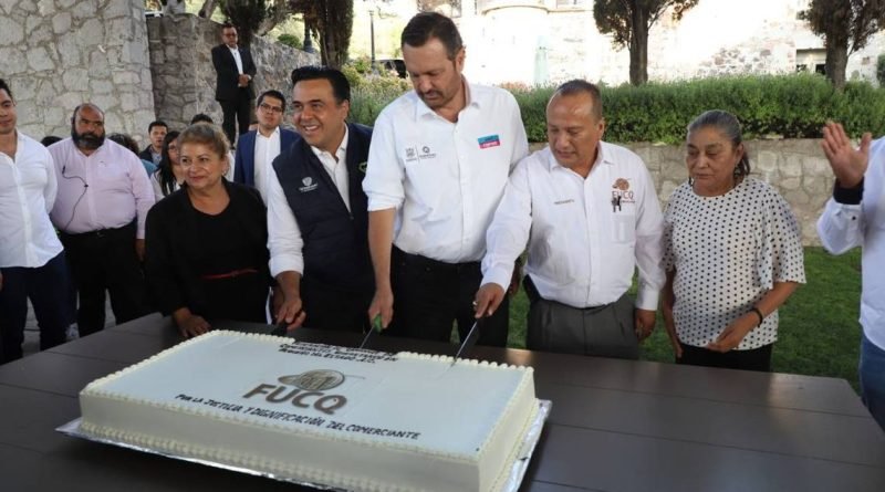 Arranca proyecto de estacionamiento en el mercado de La Cruz