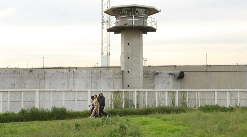 Sale de penal Claudia Sánchez, mujer que denunció violación en proceso