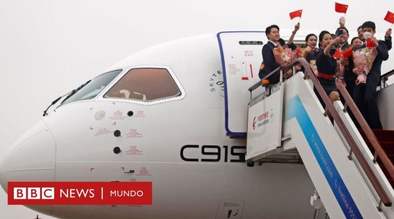El avión de pasajeros C919 con el que China quiere competir con Boeing y Airbus - BBC News Mundo
