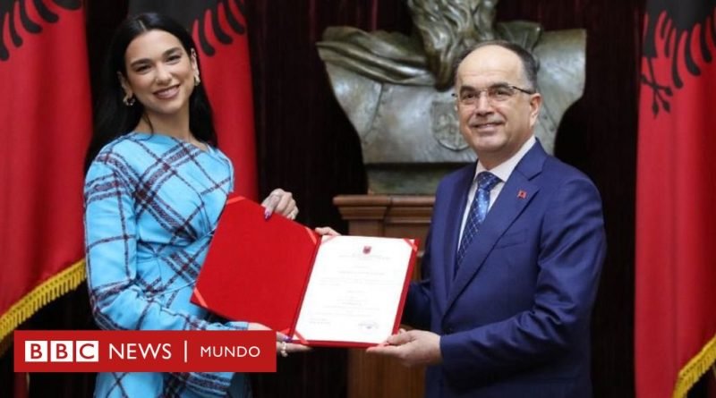 Por qué la estrella del pop británica Dua Lipa recibió la ciudadanía albanesa - BBC News Mundo