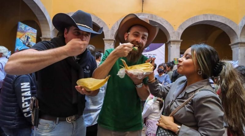 Celebran primer festival del Tamalero
