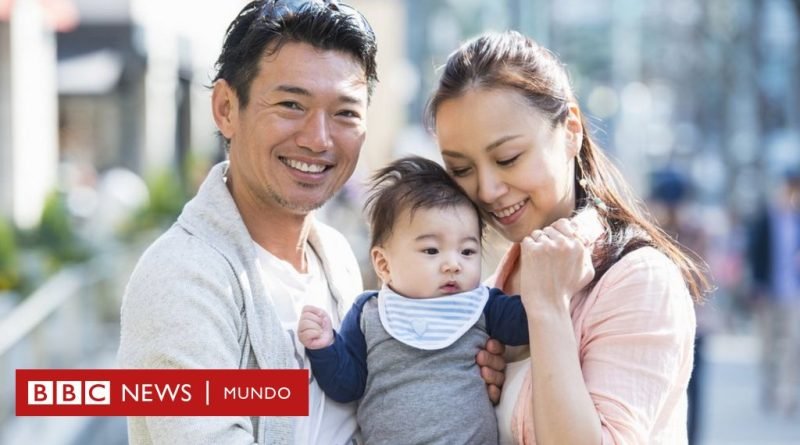La oferta de un millón de yenes por cada hijo a las familias que decidan irse de Tokio - BBC News Mundo
