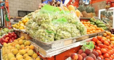 Mercados de la capital lucen abarrotados