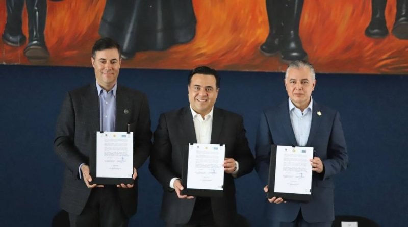 Policías capitalinos tendrán descuentos en la Universidad Cuautémoc
