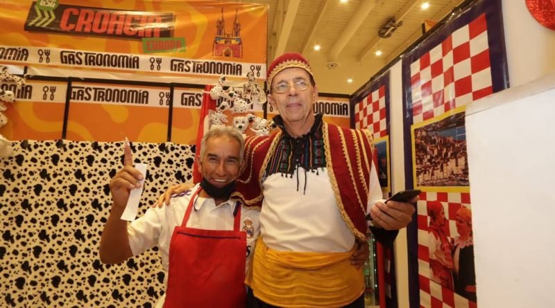 Inicia la décimo quinta edición del Festival de Comunidades Extranjeras