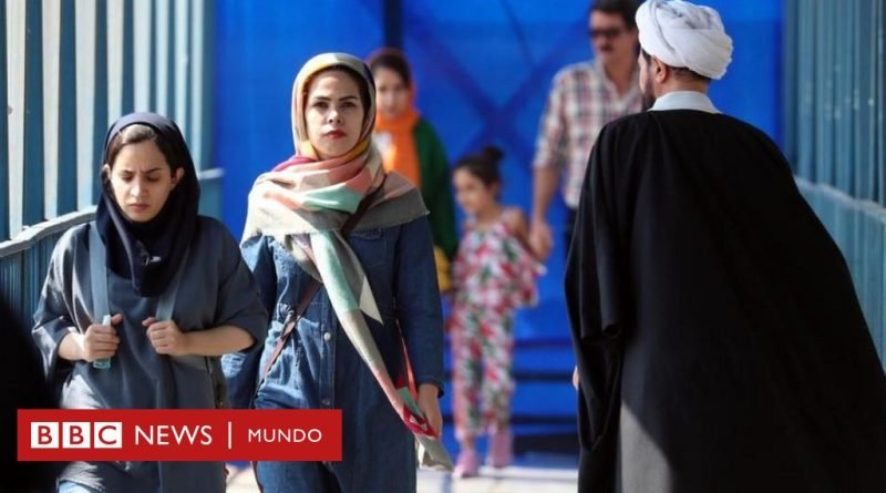 Las cámaras en espacios públicos con las que el gobierno de Irán quiere detectar a las mujeres que vayan sin velo - BBC News Mundo