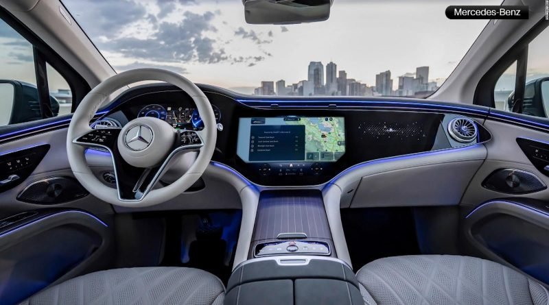 Mercedes-Benz está incorporando ChatGPT a sus autos en EE.UU. | Video | CNN