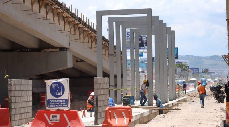 Arranca construcción de estaciones en 5 de Febrero