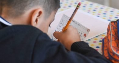 Evaluarán el uso de libros y cuadernillos