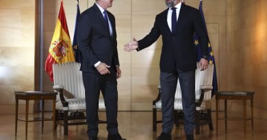 Feijóo renuncia ahora a sentarse con Junts tras escuchar las condiciones de Puigdemont