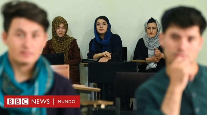 Qué es la abaya, el vestido islámico que Francia prohibió que las niñas lleven en las escuelas - BBC News Mundo
