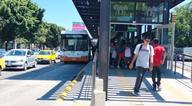 Descarta Kuri paso a desnivel en Constituyentes