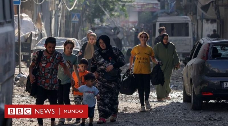 Guerra Israel - Hamás: mujeres y niños mueren en un ataque a un convoy de palestinos que huía del norte de Gaza - BBC News Mundo