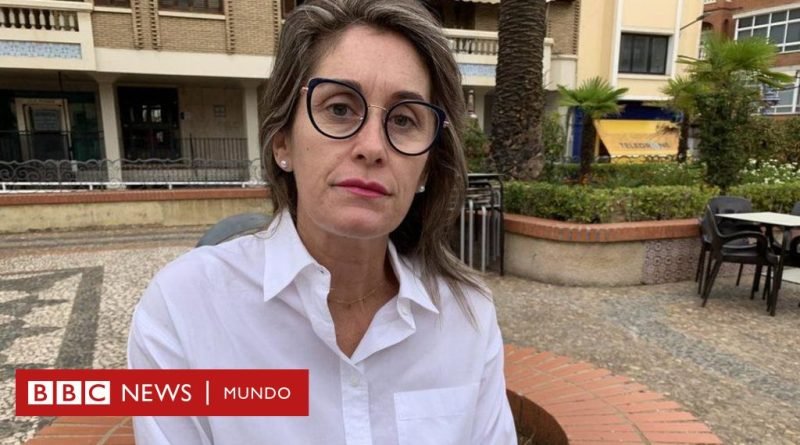 Inteligencia artificial: el escándalo en un pequeño pueblo de España por las imágenes de decenas de niñas y jóvenes desnudas generadas por la tecnología  - BBC News Mundo