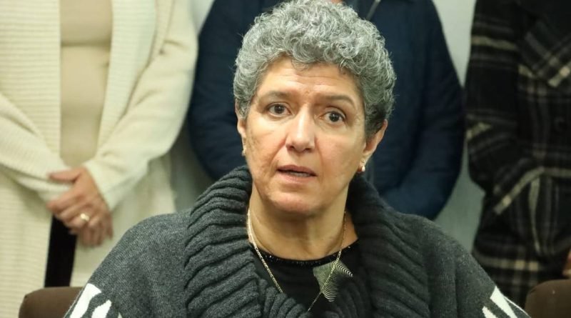 Tema urgente la salud mental: rectora de la UAQ
