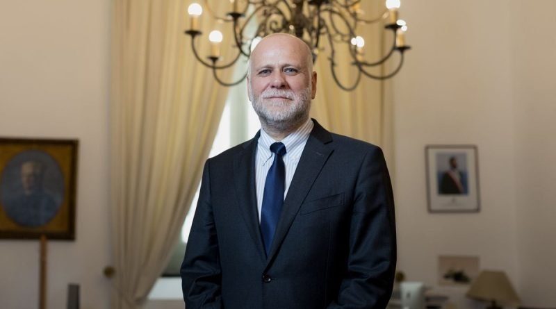 Álvaro Elizalde: “No descarto una reforma al sistema político, pero la prioridad del Gobierno son las reformas sociales”