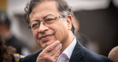 Gustavo Petro repunta en la encuesta Opinómetro