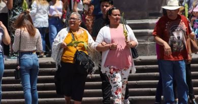 Domingo de Ramos unifica generaciones