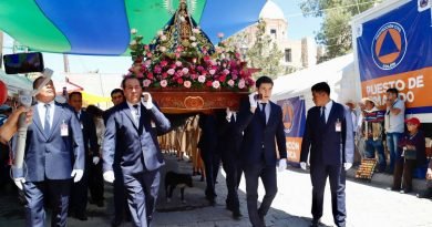 Miles celebran a la Virgen de Dolores en Colón