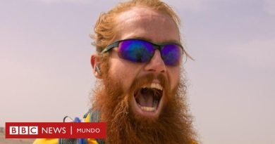 Russell Cook, el hombre que cruzó África de punta a punta corriendo - BBC News Mundo