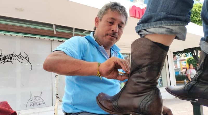 Por trabajo, festejó el Día del Padre por adelantado