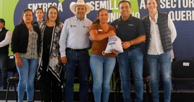 Benefician a 784 agricultores con semillas de maíz y nopal