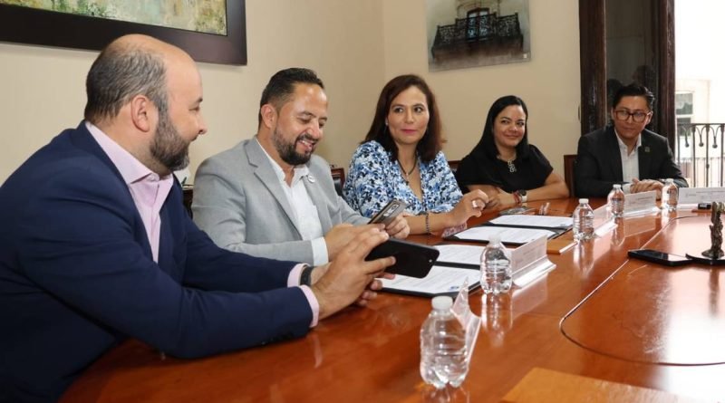 Intercambian Querétaro y Guanajuato estrategias educativas