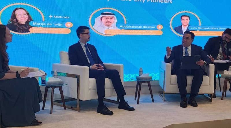 Participa Nava en el Foro de la ONU-Habitat