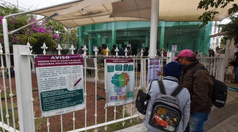 Viven solo con lo que reciben de la pensión del Bienestar