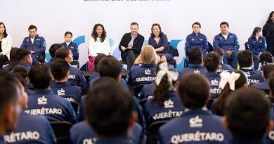 Abandera Kuri a la delegación queretana de Paranacionales CONADE 2024