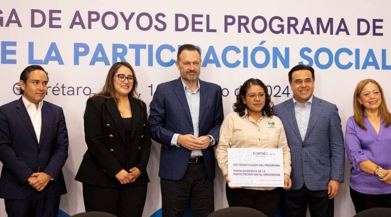 Entrega Kuri apoyos para fortalecer participación social