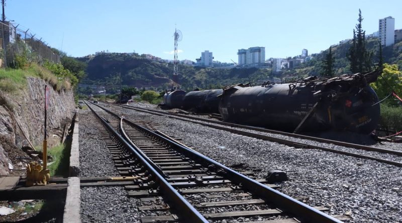 Proponen 4 corridas para el tren México-Querétaro