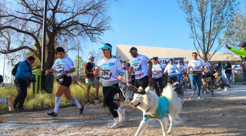 Entre complicaciones, asistieron a la carrera P-Run en La Queretana