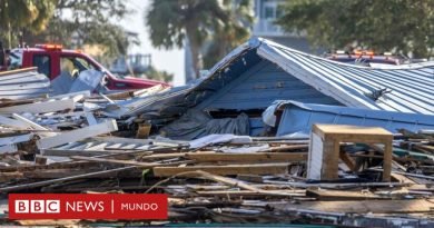 John y Helene: Las imágenes de la destrucción que dejan los huracanes a su paso por México y EE.UU. - BBC News Mundo