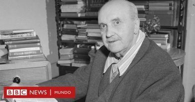 Quién es el autor de la famosa frase, “Aquellos que no pueden recordar el pasado están condenados a repetirlo”,  y qué quiso decir realmente - BBC News Mundo