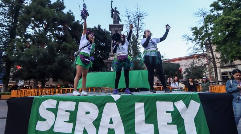 Se manifiestan a favor de la despenalización del aborto