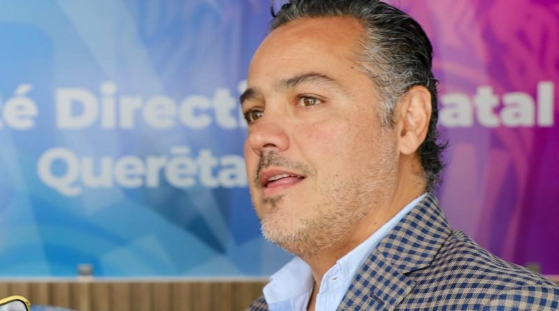 Enrique Correa Sada buscará ser diputado independiente