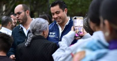 Felifer Macías realiza recorrido por Santa Rosa Jáuregui