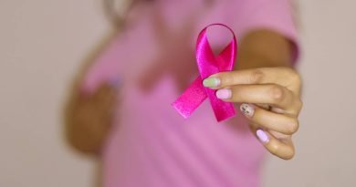 Llaman a mujeres a realizarse autoexploración mamaria y mastografía