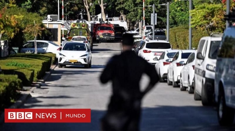 Netanyahu: un dron impacta cerca de la vivienda privada del primer ministro de Israel mientras recrudece su ofensiva en el norte de Gaza  - BBC News Mundo