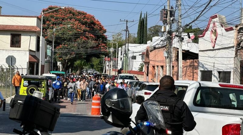 Simpatizantes de Morena bloquearon calles