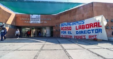 Por acoso protestan médicos de la UMF 15 del IMSS