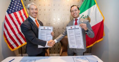 Chepe Guerrero firma convenio de colaboración entre Corregidora y San Antonio, Texas