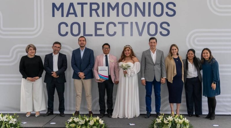 El Marqués formaliza 130 matrimonios