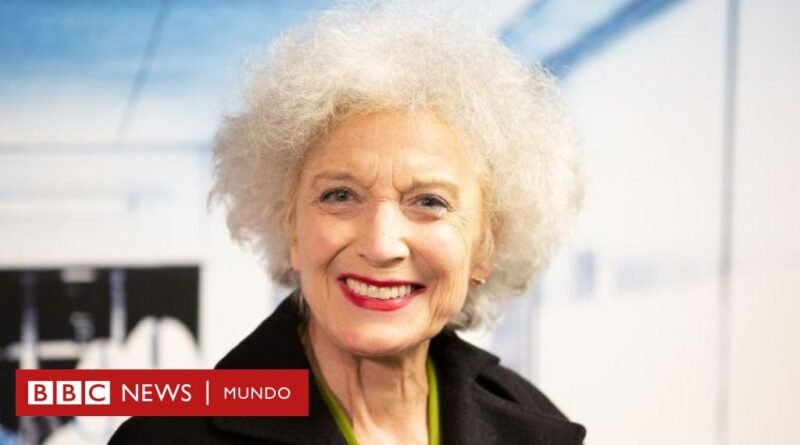 Muere Marisa Paredes, la aclamada actriz española favorita de Pedro Almodóvar - BBC News Mundo