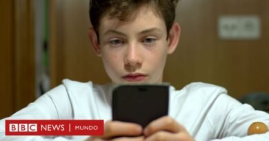 Redes sociales: Australia prohíbe el uso de esas plataformas a menores de 16 años con la ley más estricta del mundo - BBC News Mundo