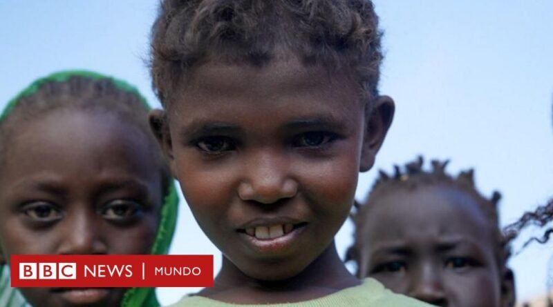 Guerra en Sudán: en ningún otro lugar de la Tierra hay tantos niños huyendo de la guerra - BBC News Mundo