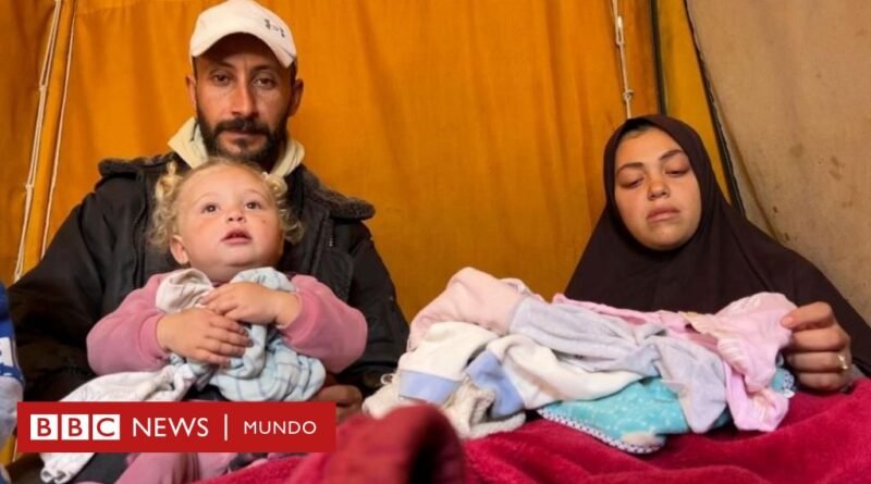 Los bebés recién nacidos que están muriendo de frío en las carpas de familias desplazadas en Gaza - BBC News Mundo