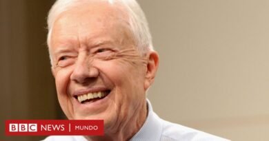 Muere Jimmy Carter, el presidente de EE.UU. que nunca involucró a su país en una guerra y le devolvió a Panamá la soberanía del Canal - BBC News Mundo