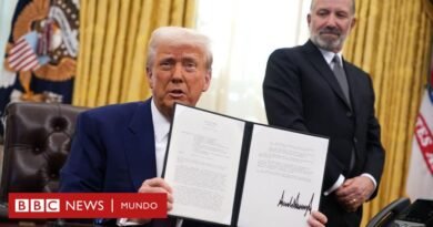 Escalada en la guerra comercial de Trump: cómo se aplican los aranceles, cómo los está usando EE.UU. y qué impacto están teniendo en el mundo - BBC News Mundo